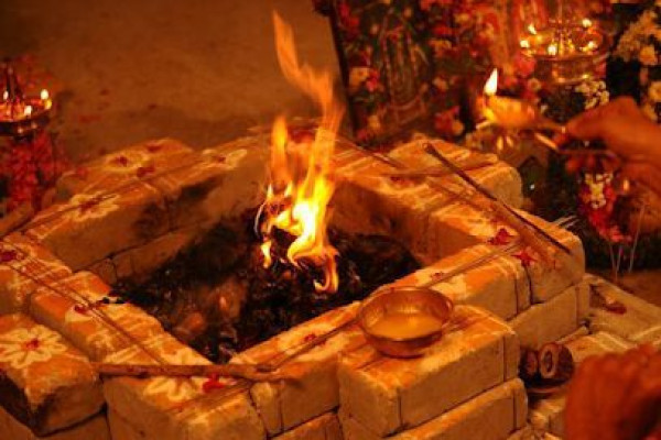 Book Pandit for Drishti Durga Homa – Bring Protection & Positive Energy